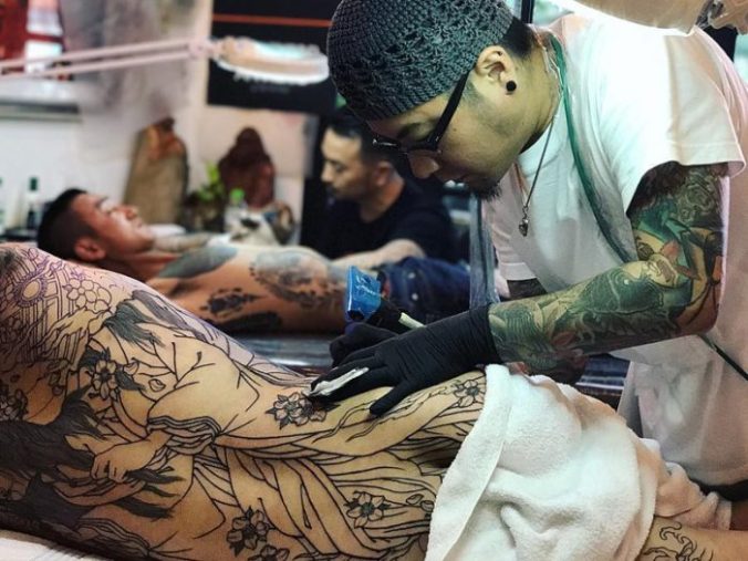 tattooist in Japan